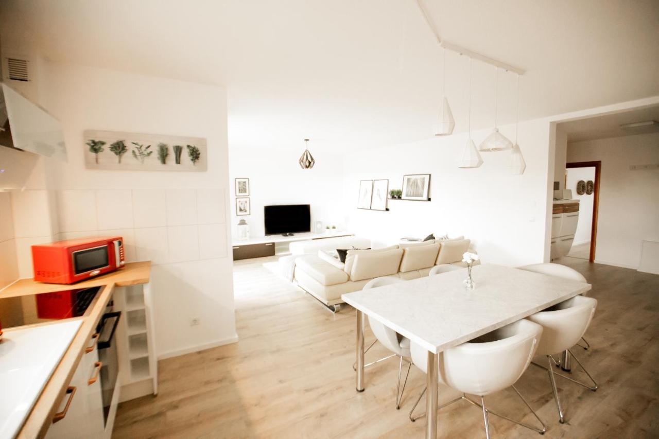Bonquartier - Gross & Stylisch - Zentral & Komfortabel Siegburg Bagian luar foto
